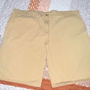 Men’s Wrangler Lightweight Khaki Shorts